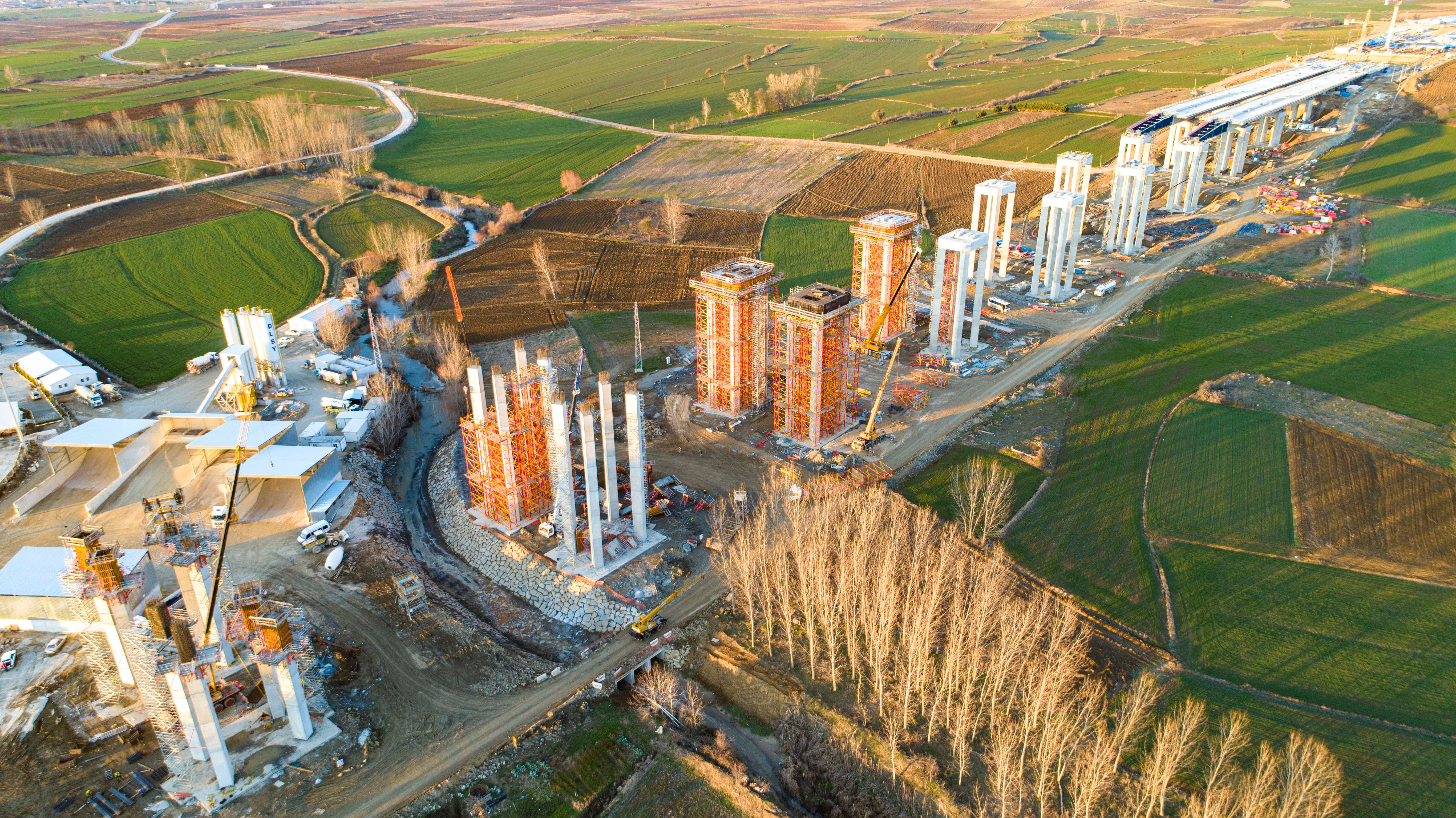 1915 Çanakkale Köprüsü ve Otoyol Viyadükleri