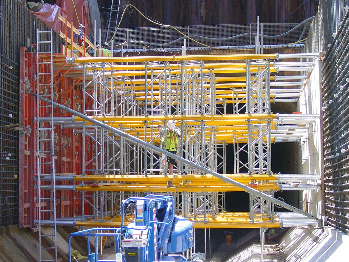Single sided wall formwork