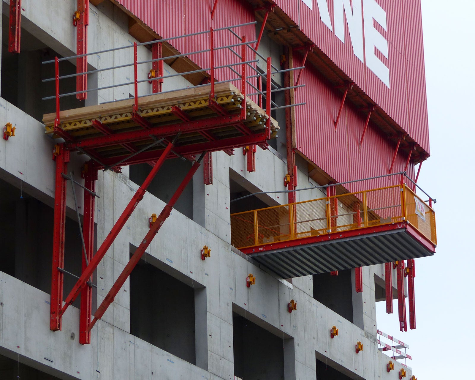 Plateformes d'extension RCS et VARIOKID en service