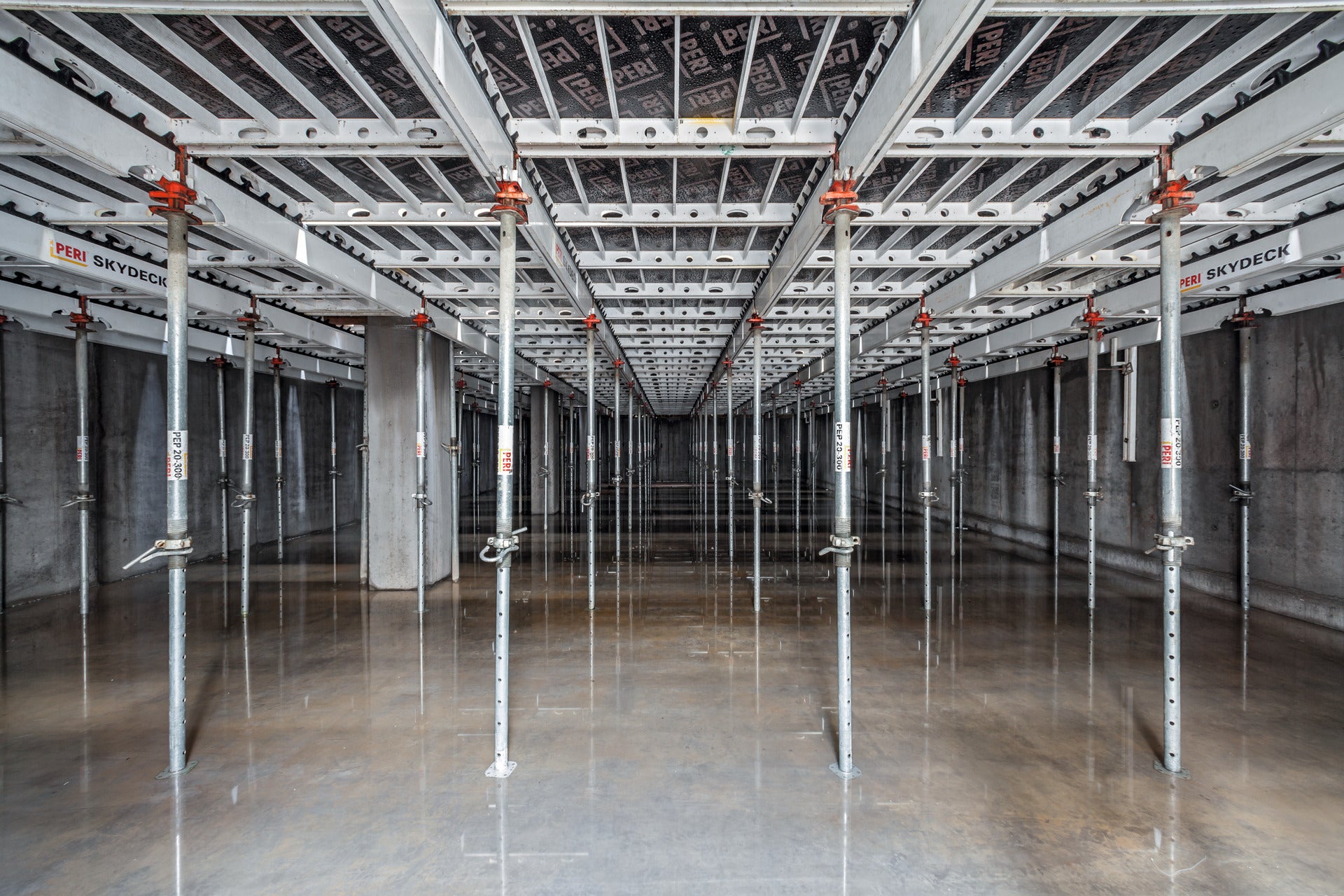 Die einfache Montagelogik und geringe Anzahl an erforderlichen Stützen sorgen für einen schnellen Aufbau<br/>