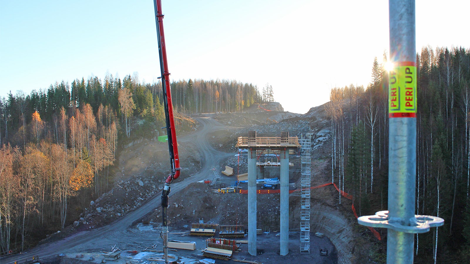 Pilarit työn alla lokakuussa 2018.