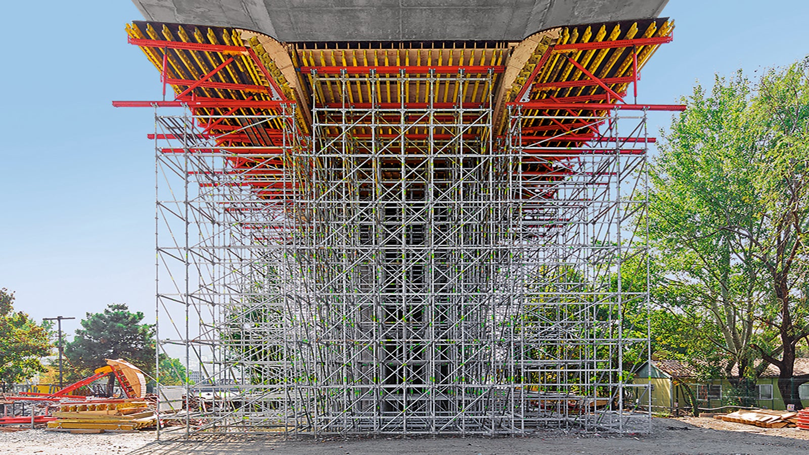 PERI UP Shoring Towers