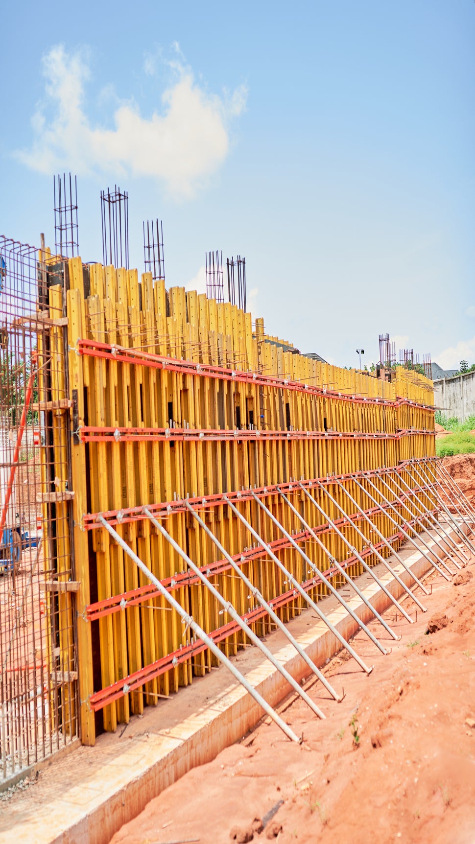 Basement wall construction using VARIO