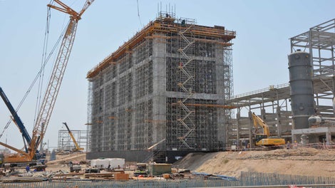 Large sized slab of 969 m² at 31 m high