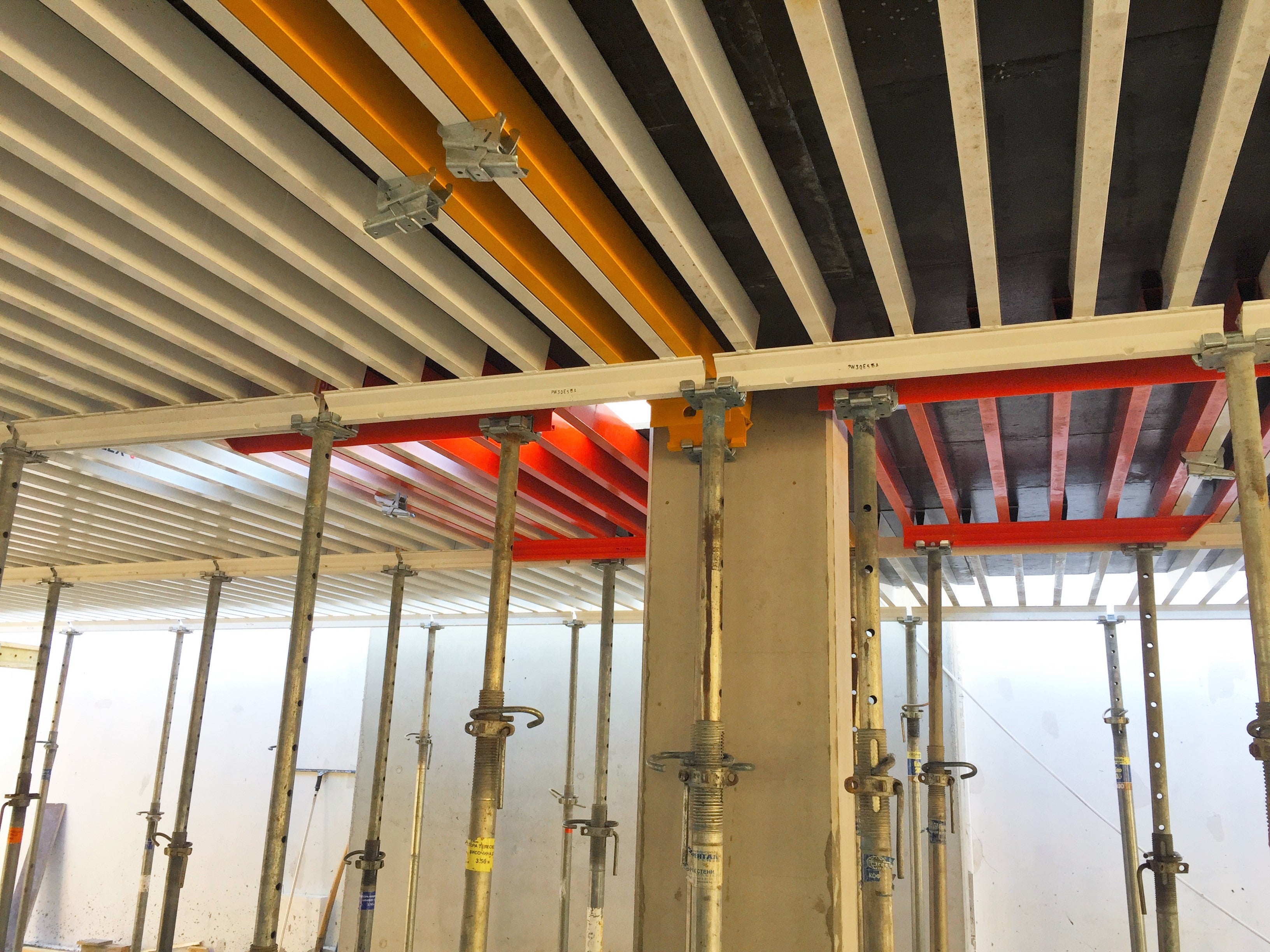 Кофриране на плоча със система GRIDFLEX