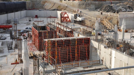 Utilizzo di PERI TRIO e della puntellazione a contrasto SB (ad altezza variabile)