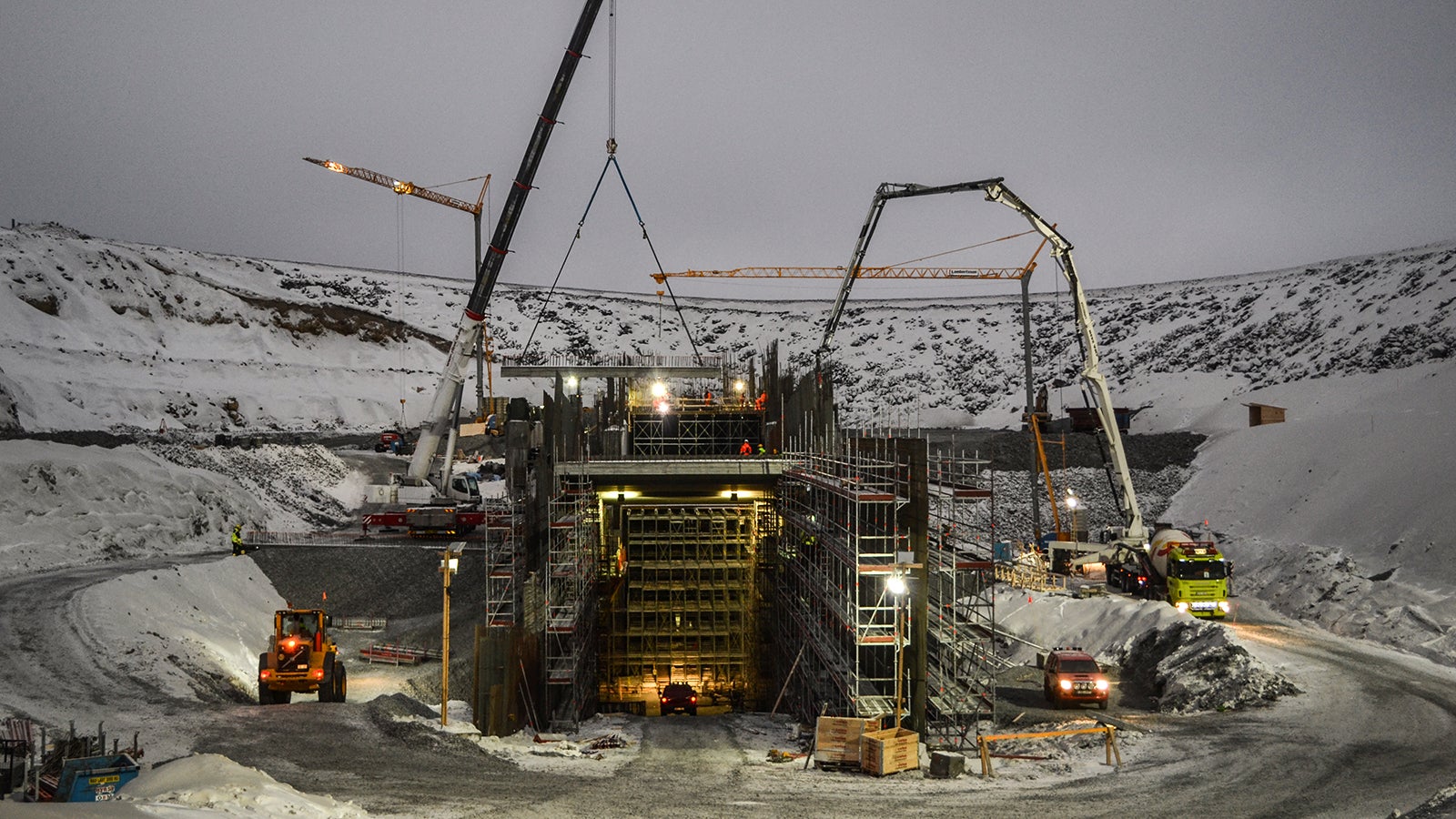 Kostnadseffektiva och säkra system samt lösningar för arbete med stora betongkonstruktioner.