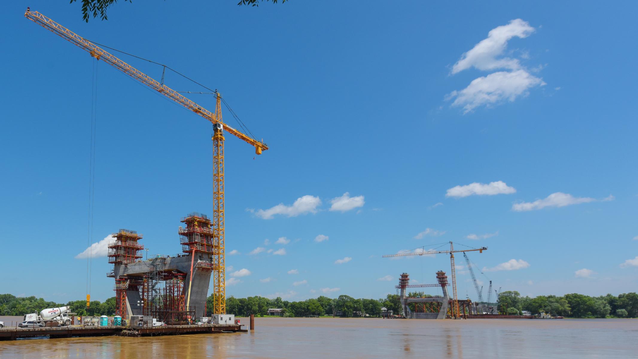 Two 300’ tall portal-shaped, twolegged pylons support the cable-stayed bridge