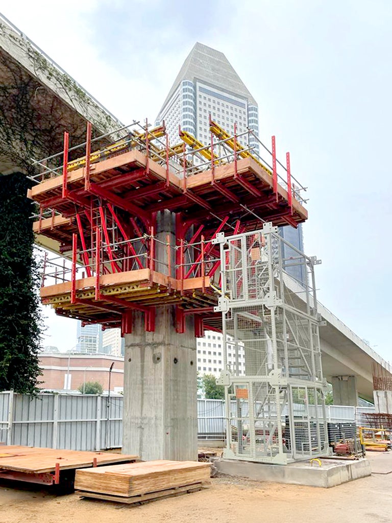 A combination of three systems in play: RCS, PERI UP Shoring and DUO Side Formwork