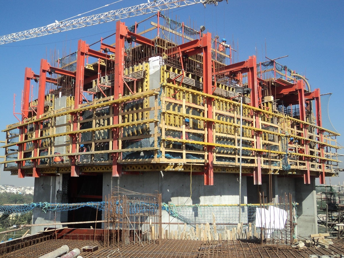 the Best climbing formwork serving a composite multipurpose design.