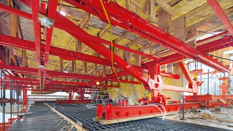 The VARIOKIT cantilever construction solution could be flexibly adapted to meet the individual project requirements.