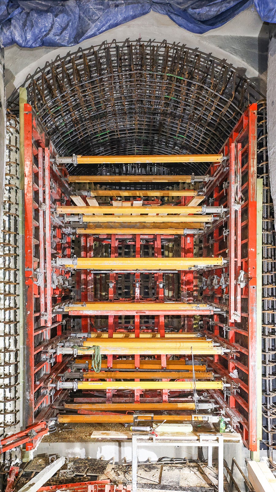 Budowa tunelu pod Świną