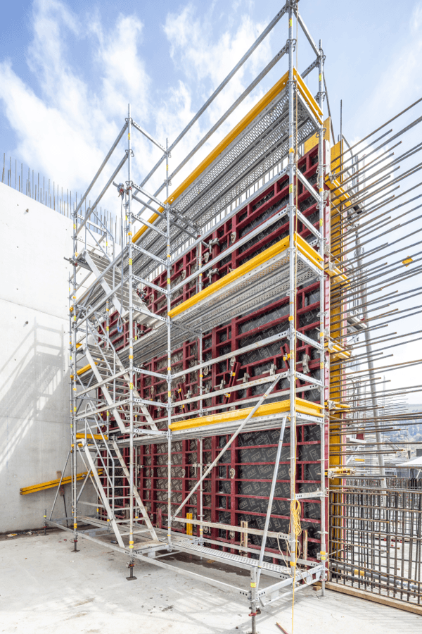 PERI UP Bewehrungsgerüst im Einsatz