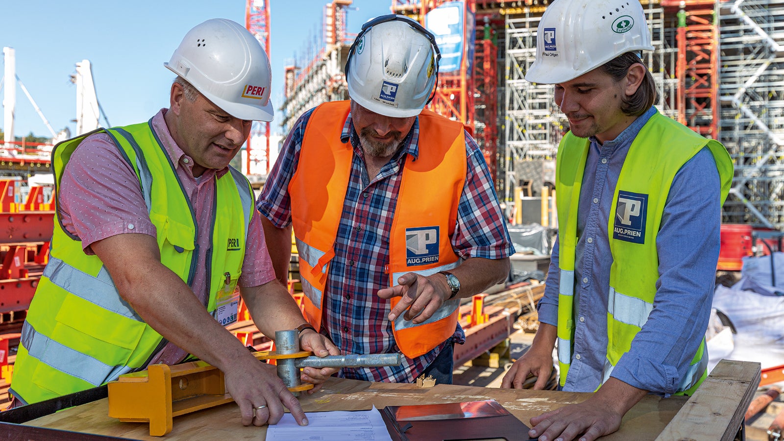 Ein PERI Projektkoordinator war kompetenter Ansprechpartner für alle technischen, kaufmännischen und logistischen Aufgabenstellungen.