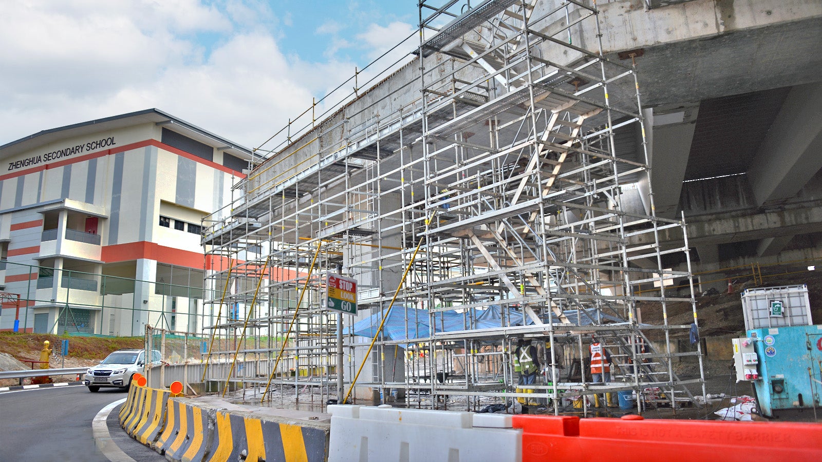 Senja / KJE Flyover under construction - PERI UP Flex Stair 75, lightweight and flexible access solution