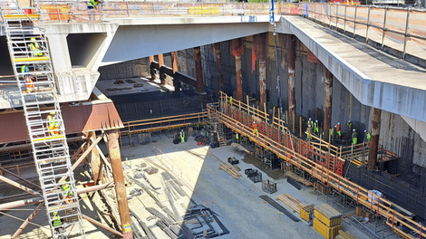 Costruzione travi cuscino nel cantiere della nuova Stazione AV di Firenze Belfiore con casseforme per pareti TRIO