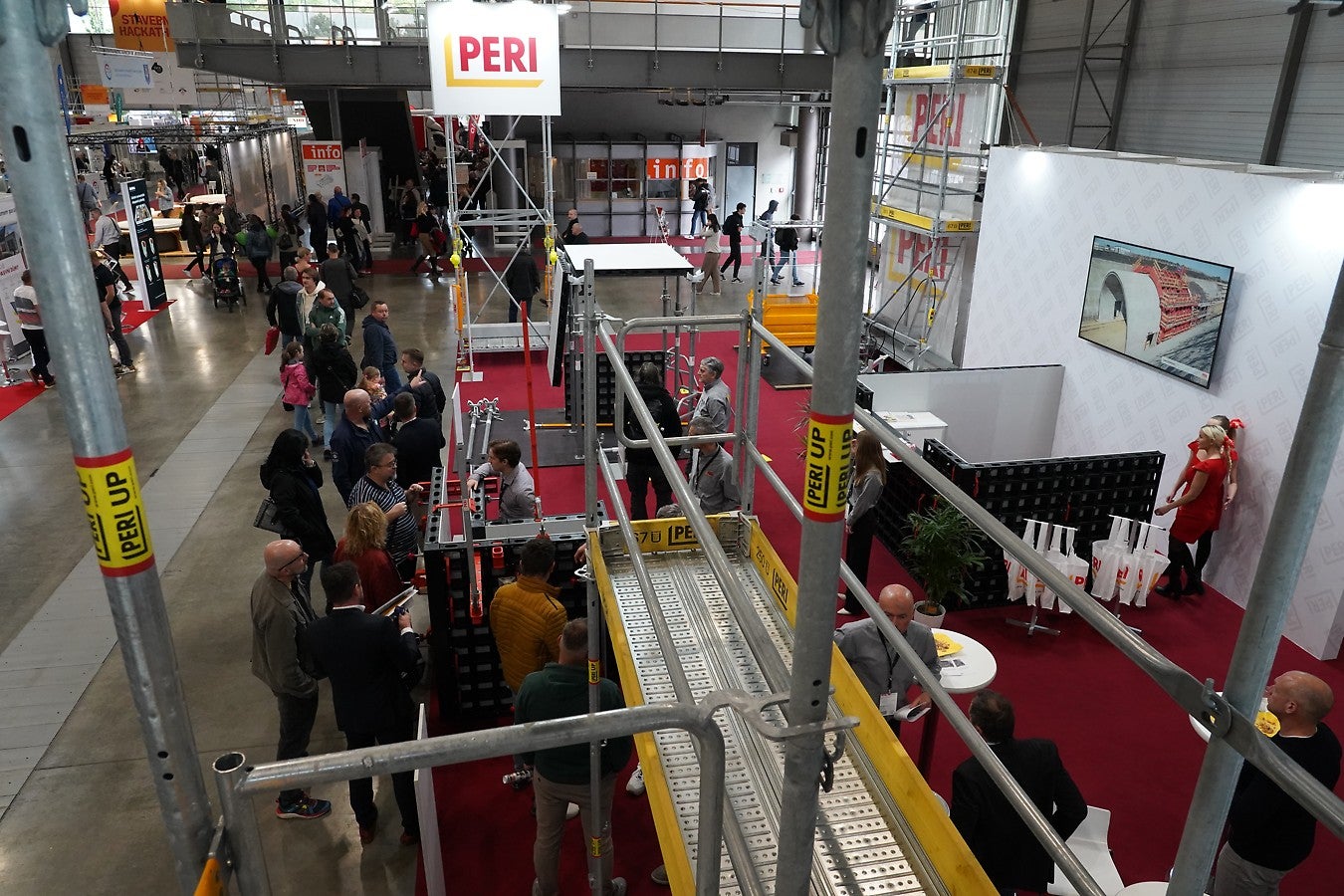 Ukázka nových komponentů bednění a lešení