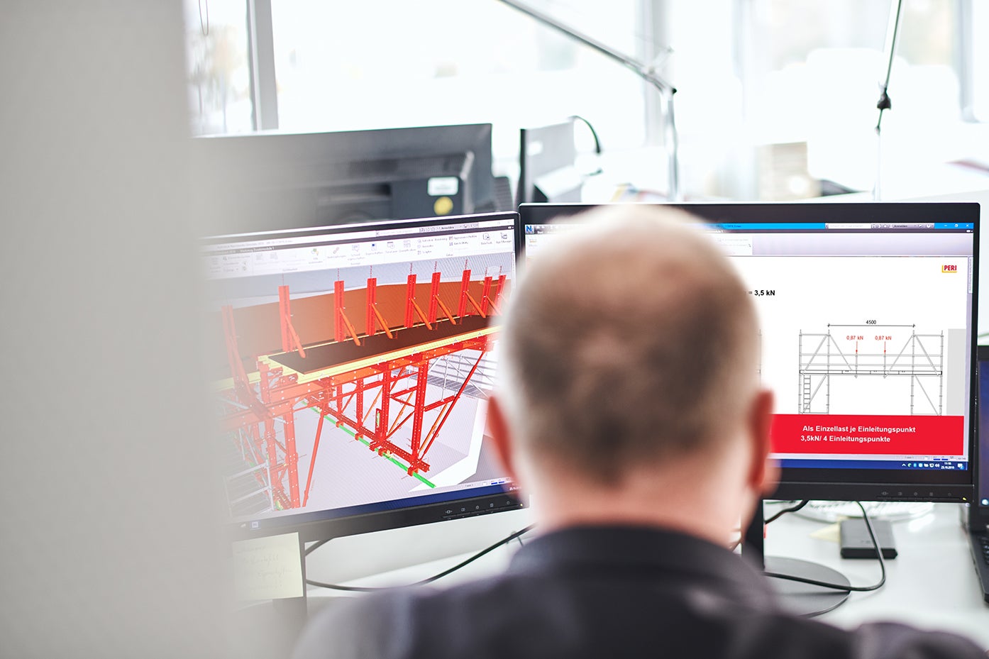 2D- und 3D-Softwarelösungen wie PERI CAD optimieren die Abläufe bereits in der Planungsphase und reduzieren damit die Kosten schon im Voraus. 