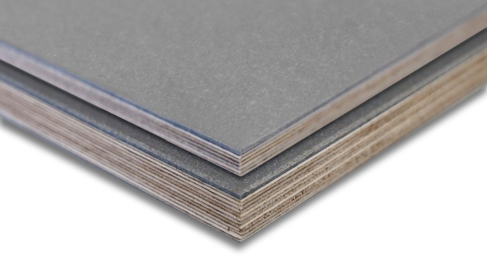 Avec le nouveau panneau de coffrage ROBU B résistant aux intempéries, nous vous proposons une solution de peau coffrante durable pour le coffrage de voile MAXIMO et le coffrage de dalle à panneaux SKYDECK.