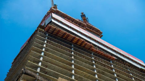 מערכת פלטפורמות RCS-PL כתמיכה קונזולית עם העברת עומסים לתקרות היצוקות.