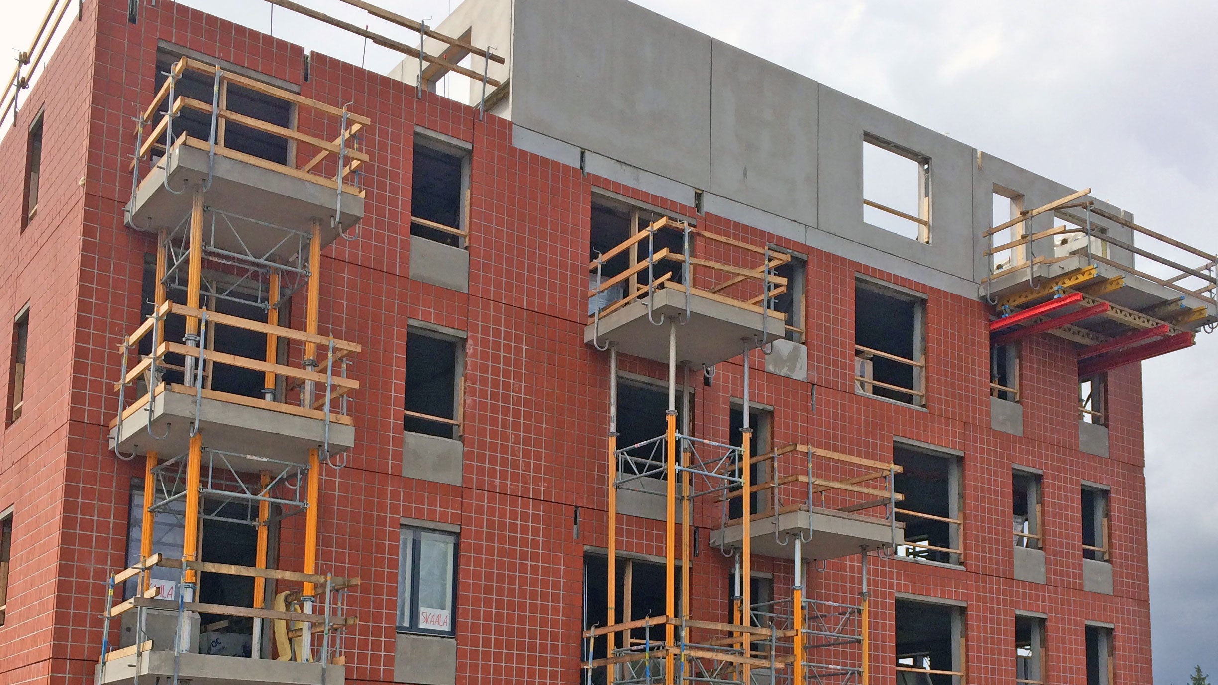 Ulokeparveketuentaa sekä MULTIPROP-järjestelmällä, että VARIO-järjestelmällä.