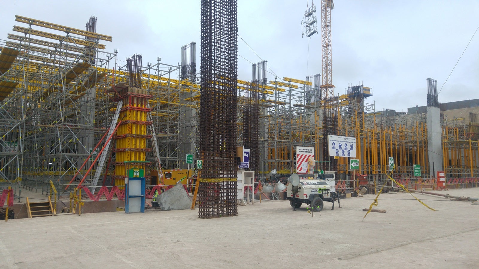 El sistema VARIO GT 24 de PERI permite encofrar cualquier forma, con excelentes resultados arquitectónico.