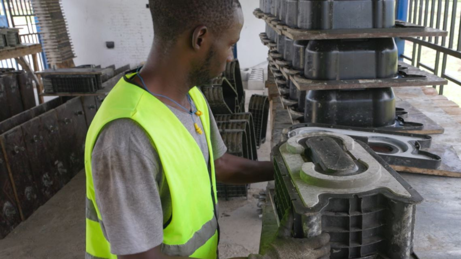 TwistBlock Manufacturing (1) 