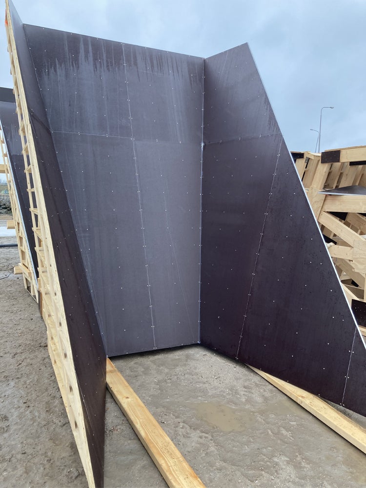 In de VARIO wandbekisting zijn traditionele vulkisten geïntegreerd.