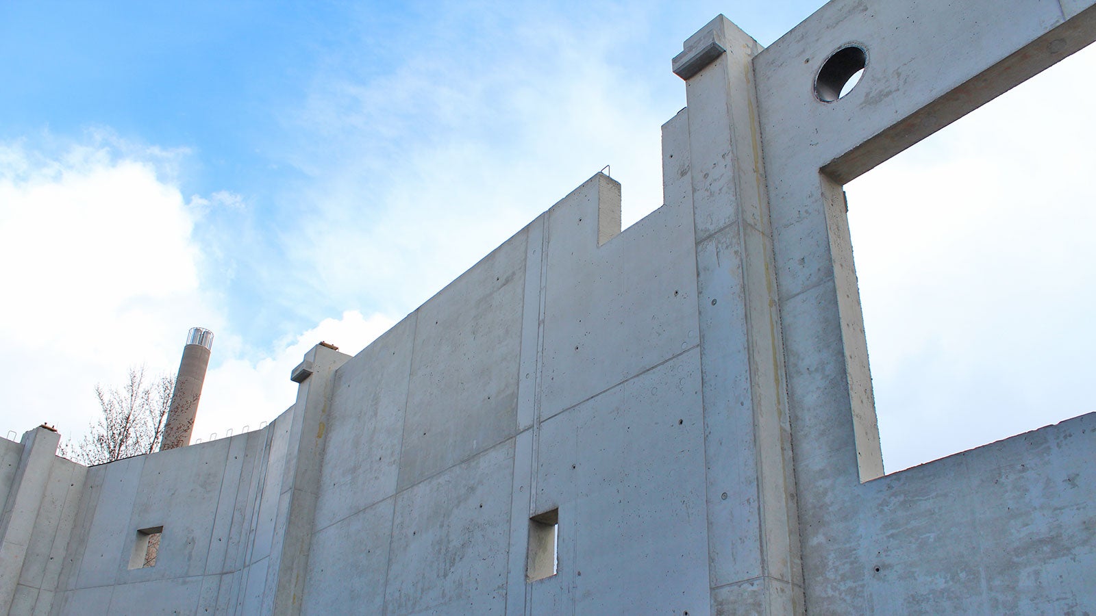 Suurimmat kertavalukorkeudet olivat tällä työmaalla noin 9 metriä. 