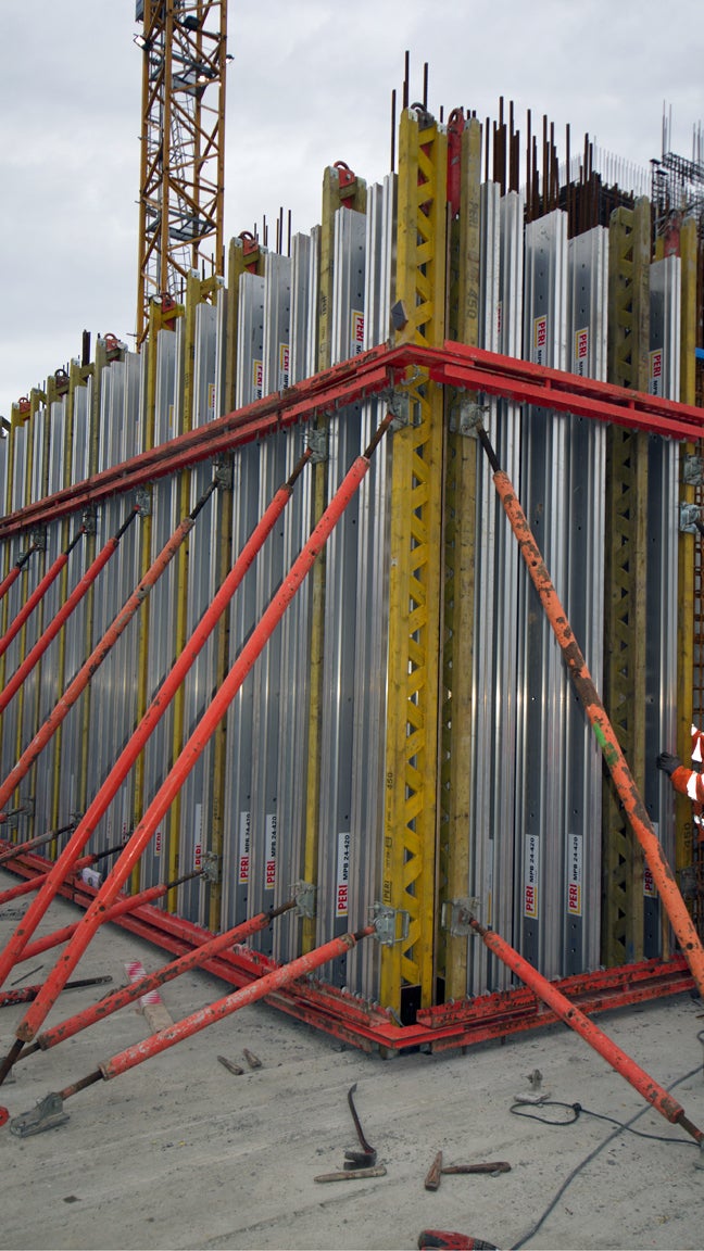 VARIO forme med MPB-24 alu-dragere (grå) og GT 24 trædragere (gule). 