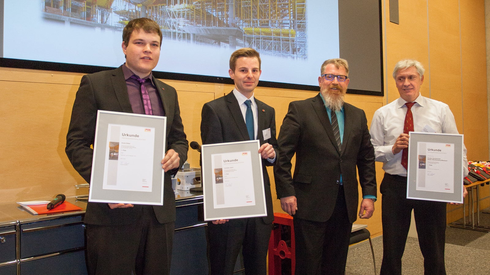 The winning team of the 10th Construction Exercise: the proud and happy winners from DHBW Mosbach.