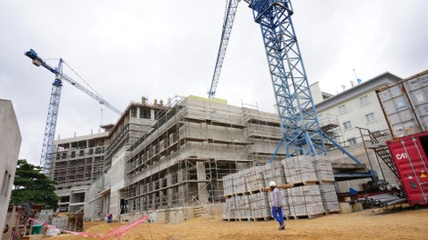 Construction of the Marriot hotel Ikeja with the use of the PERI UP Scaffolding System