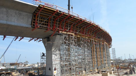 Es uno de los proyectos bandera en materia de obras de infraestructura en el país. Por sus dimensiones, será el puente más ancho del país y uno de los más amplios de América Latina.