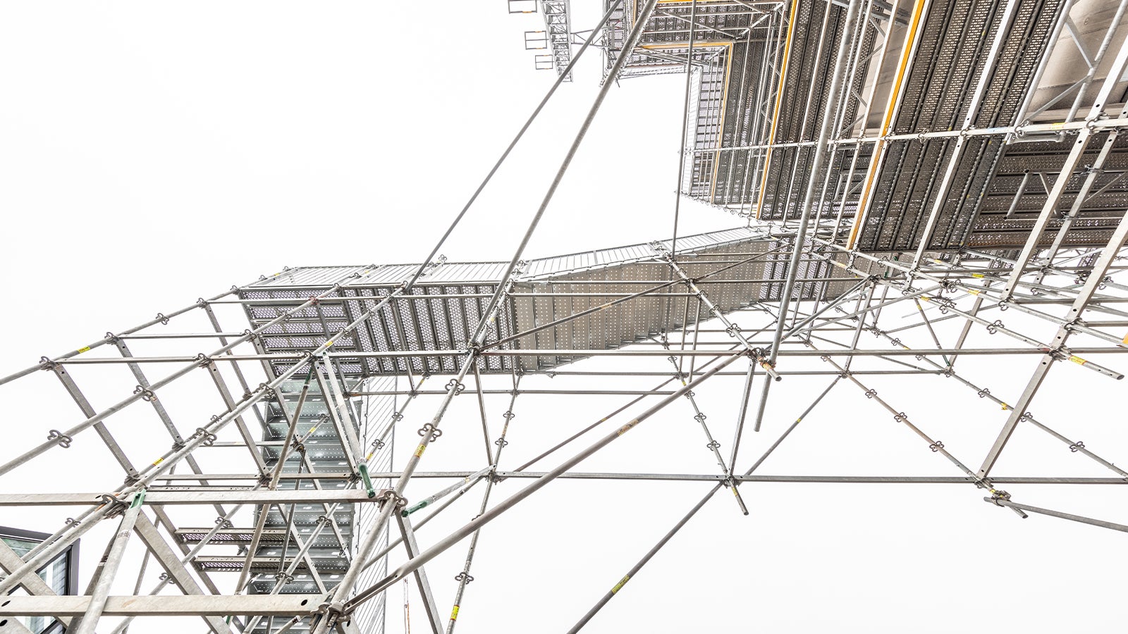 Dankzij engineering op hoog niveau van PERI voldoet de publiekstoegankelijke constructie aan alle wensen en eisen.