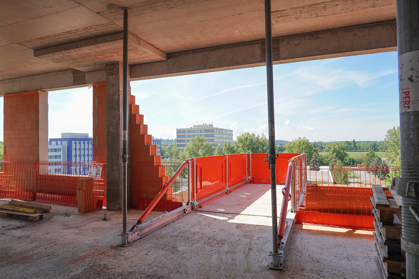Site Flow Deck inside