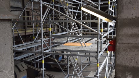 Безопасна работа на всяко работно ниво с модулната система PERI UP Flex