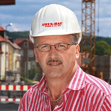 Die Aussteifung mit PERI UP Rosett passt sich an die auftretenden Lasten aus dem Erddruck an. Dadurch, dass sich die Türme als komplette Einheit innerhalb nur weniger Minuten umsetzen lassen, wird ein kontinuierlicher Arbeitsablauf erreicht.