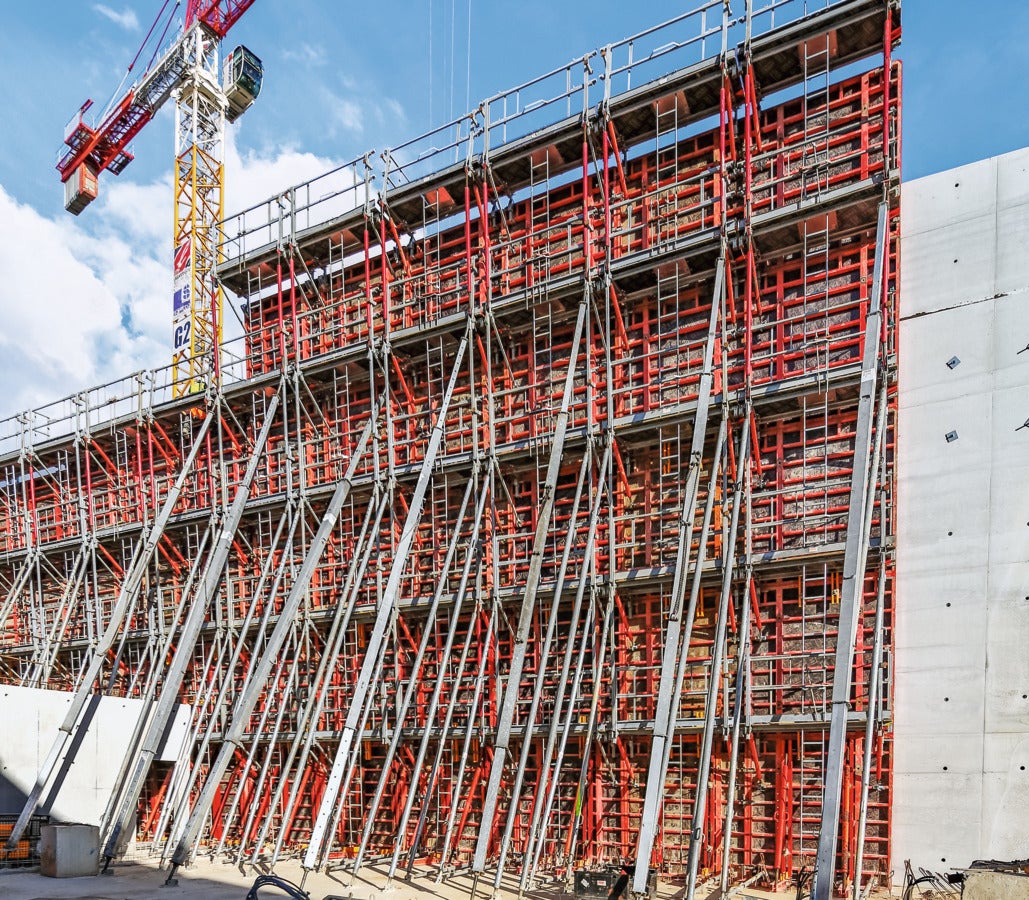 Stenové debnenie s malým množstvom prvkov<br/>a s viacerými možnosťami použitia1. 