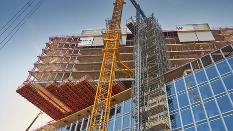 De PERI dragers ondersteunen de bouw zo lang het nodig is.