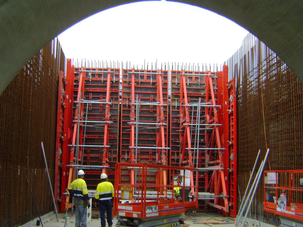 End wall placed.