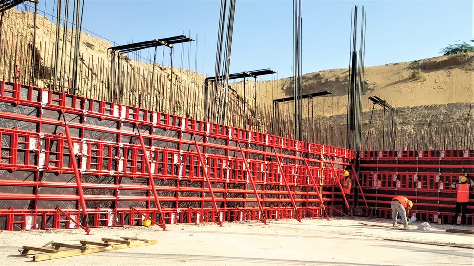 HANDSET ALPHA for Retaining Wall