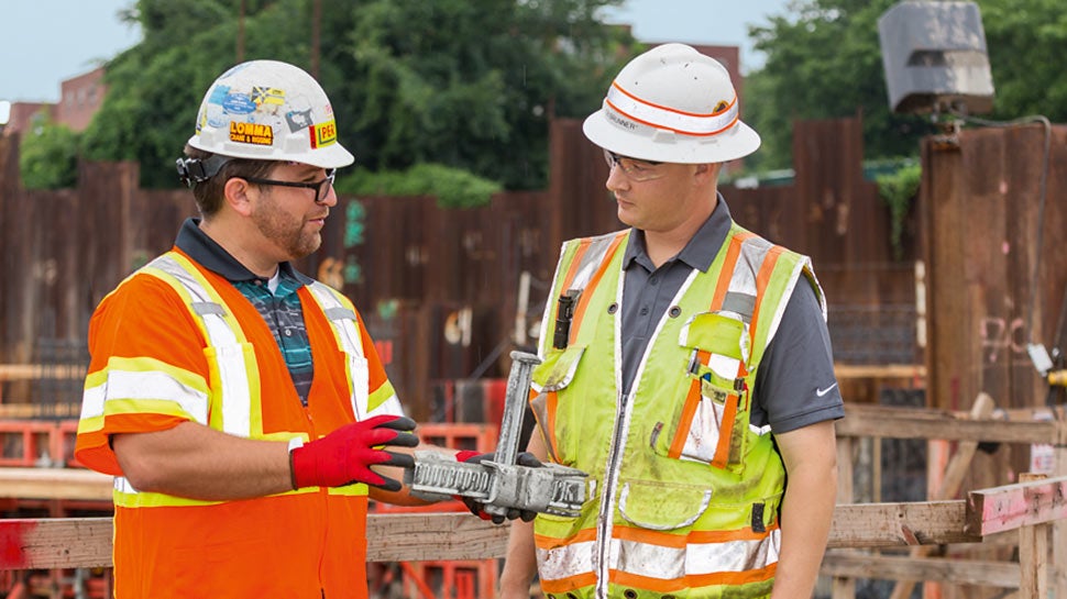 PERI designed a slab shoring system for placing the concrete roof slab of the Poplar Point Pumping Station, which had to be cast in place 90 to 100 ft above the tunnel invert.