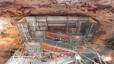 The cantilevered working platform as seen from the visitors platform.