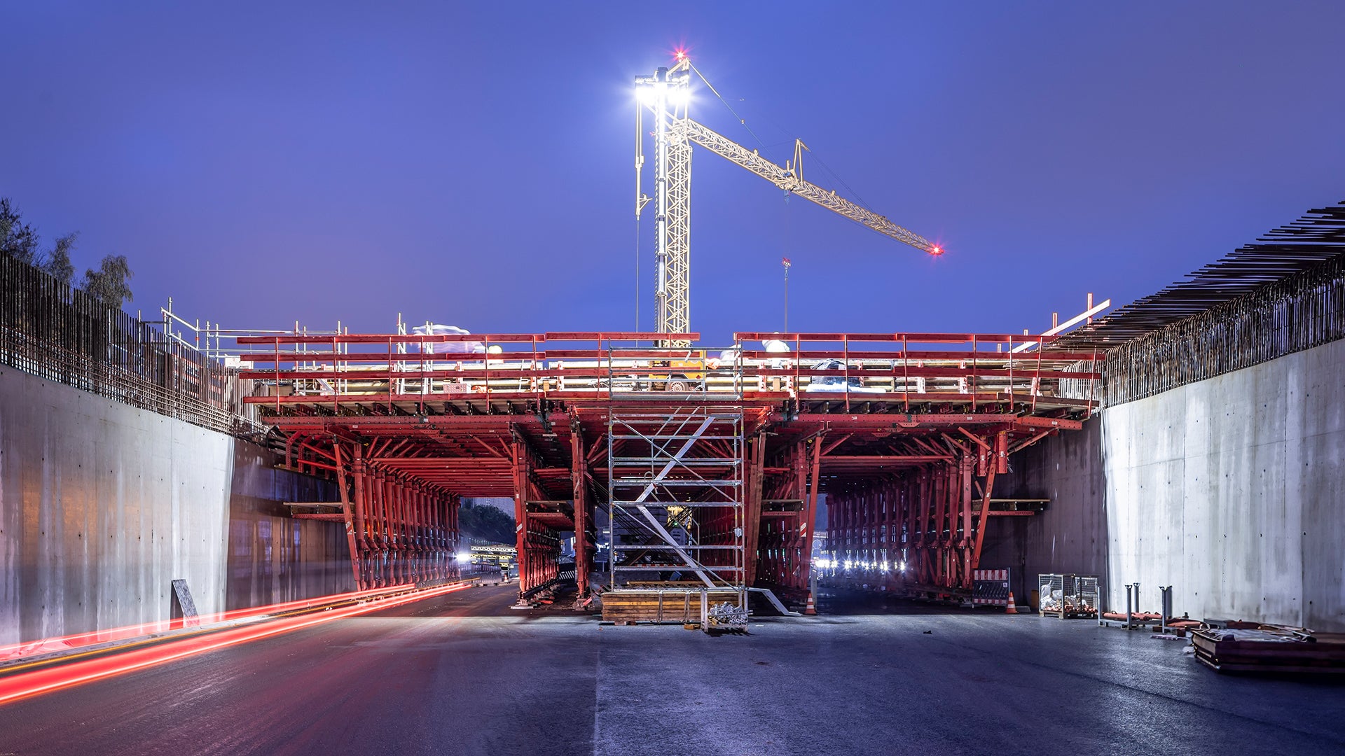 Ein PERI Projektteam unterstützte die HOCHTIEF und Implenia Baustellenverantwortlichen beim gesamten Bauprozess: von der Projektplanung bis hin zur Projektabwicklung vor Ort.