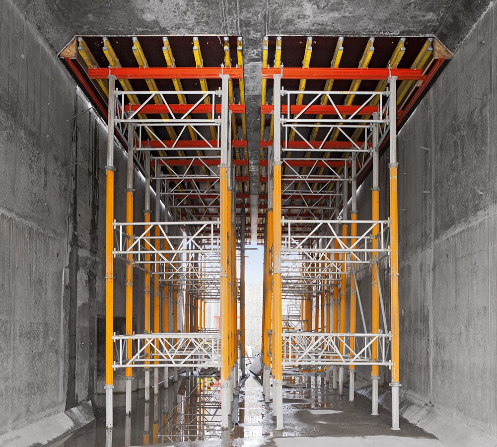 Table solutions with MULTIPROP towers are also part of the comprehensive PERI overall concept.