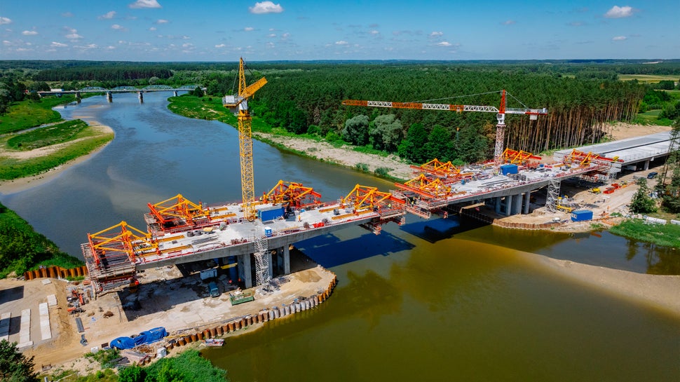 Wózki VBC PERI na budowie obiektu MS-5, droga ekspresowa S19, odcinek S19 Malewice Chlebczyn. 