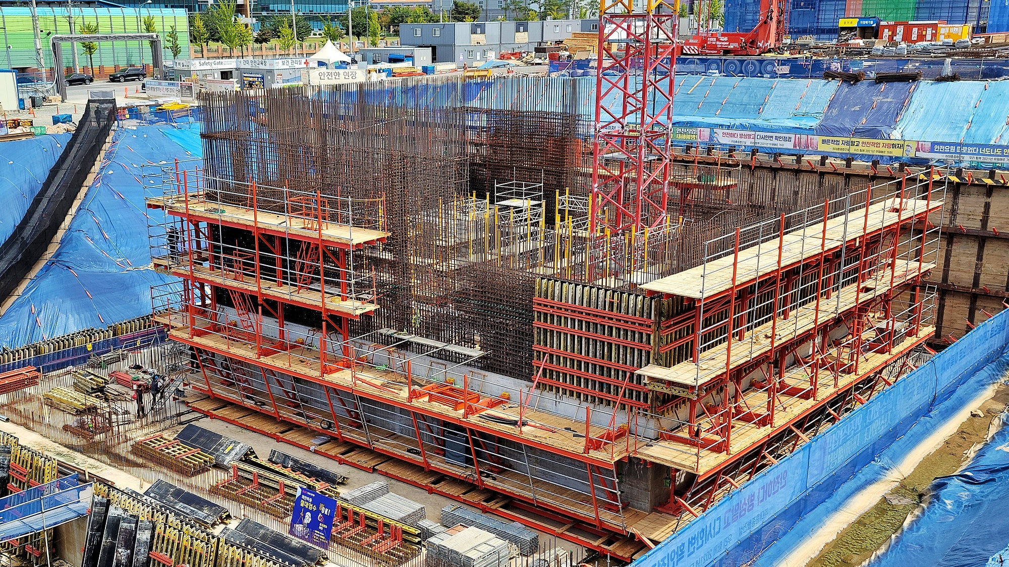 충주 현대엘리베이터 신공장 테스트타워, 용탄동, 충주시