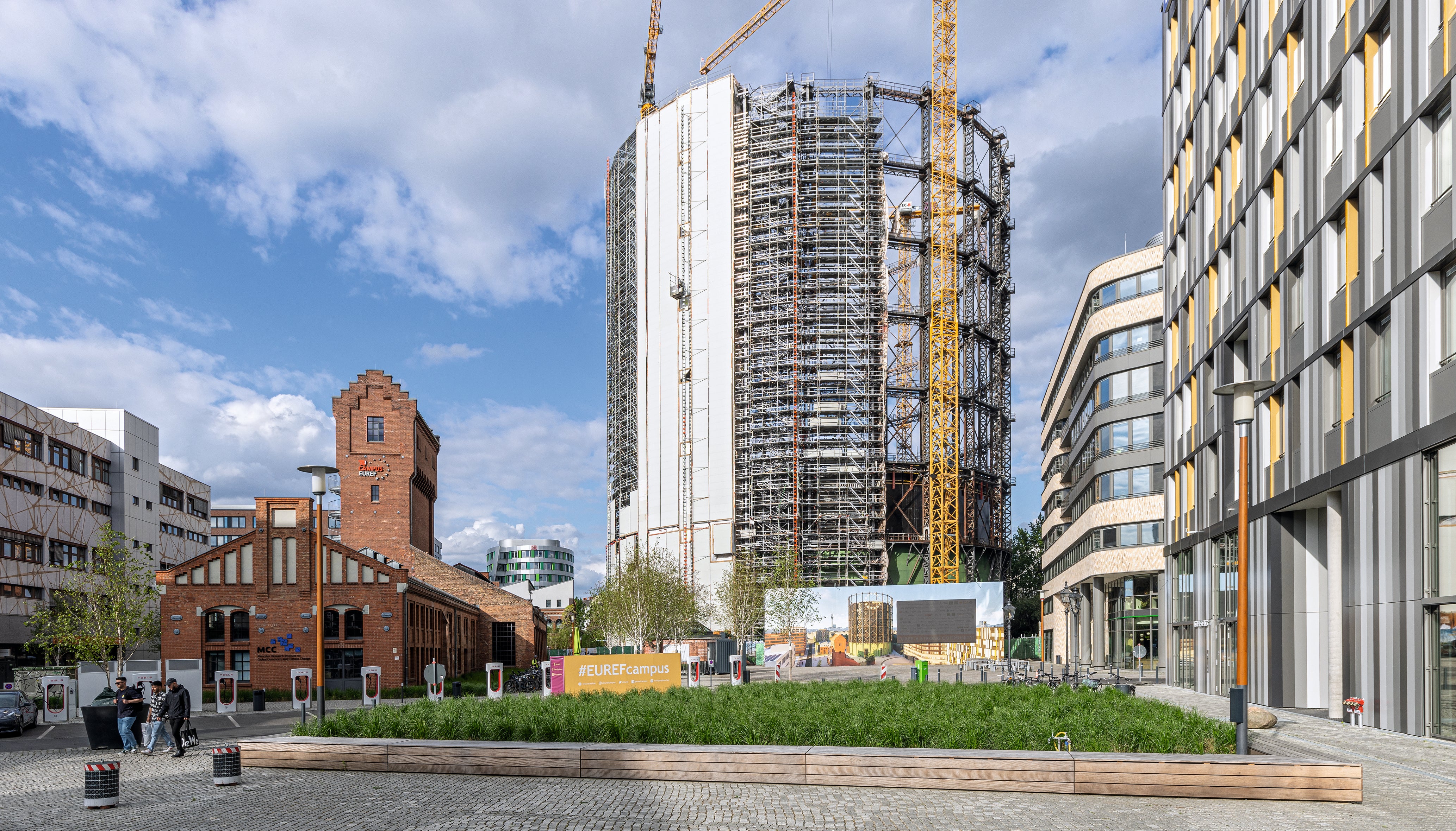 El gasómetro del campus EUREF en Berlín-Schöneberg está siendo renovado con el apoyo de PERI.