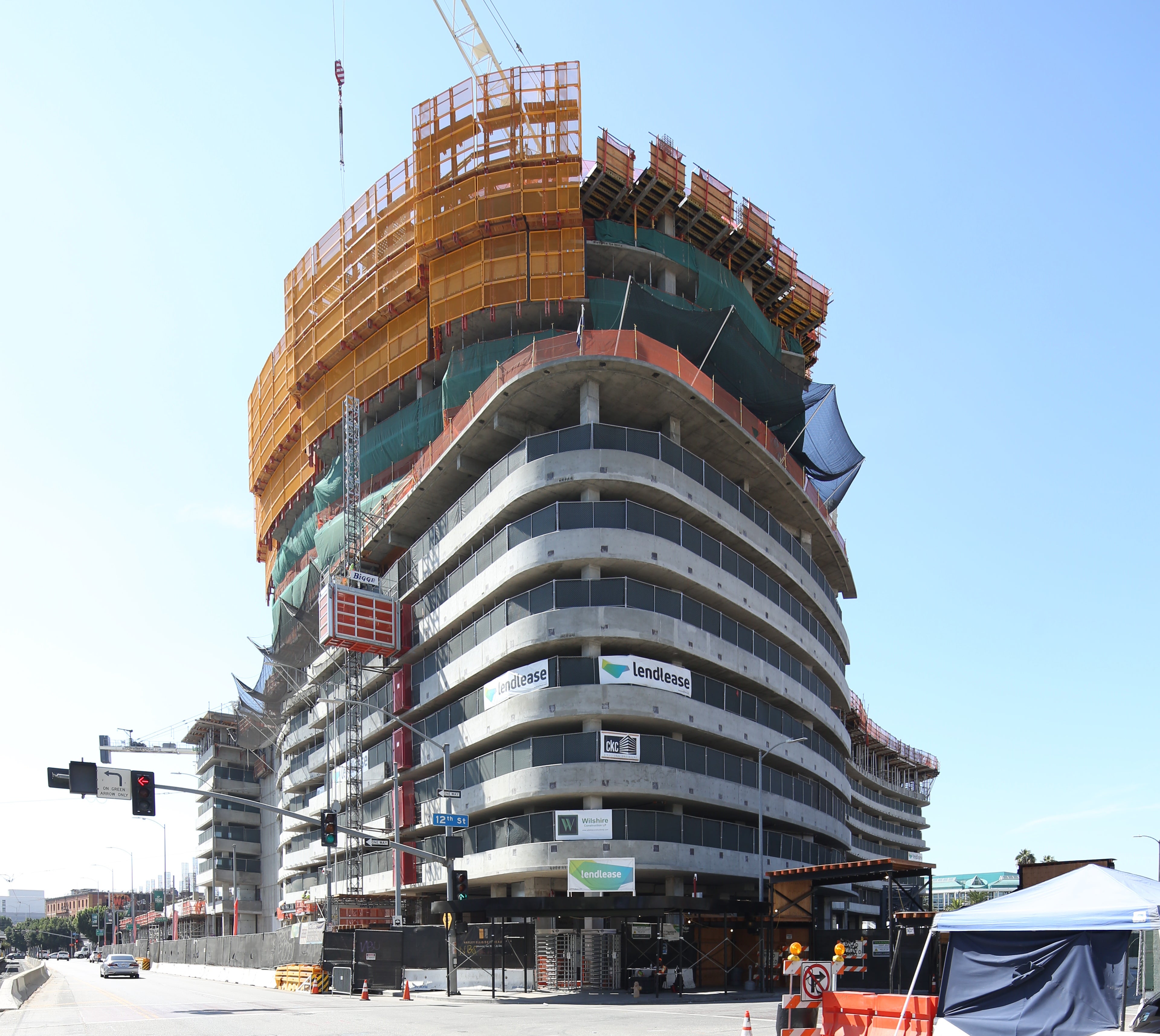 PERI LPS Lightweight Climbing Enclosure was added on the east side of the building as protection for patrons of the Metrolink station below.