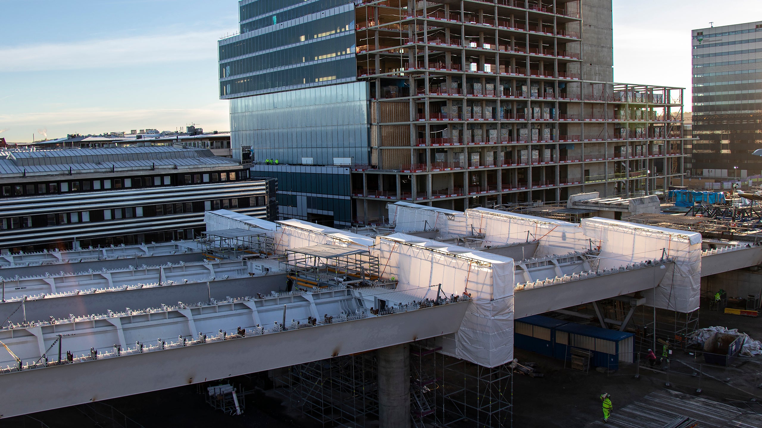 PERI UP Flex modulställning och LGS Väderskydd har anpassats till projektet